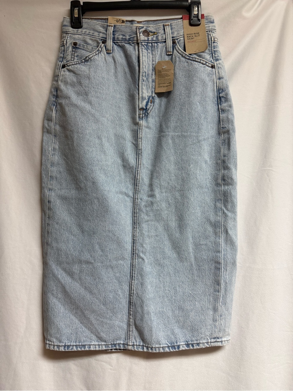 Levi's High-Rise Back Slit Skirt Denim Midi Skirt in Blue Size 26 NWT